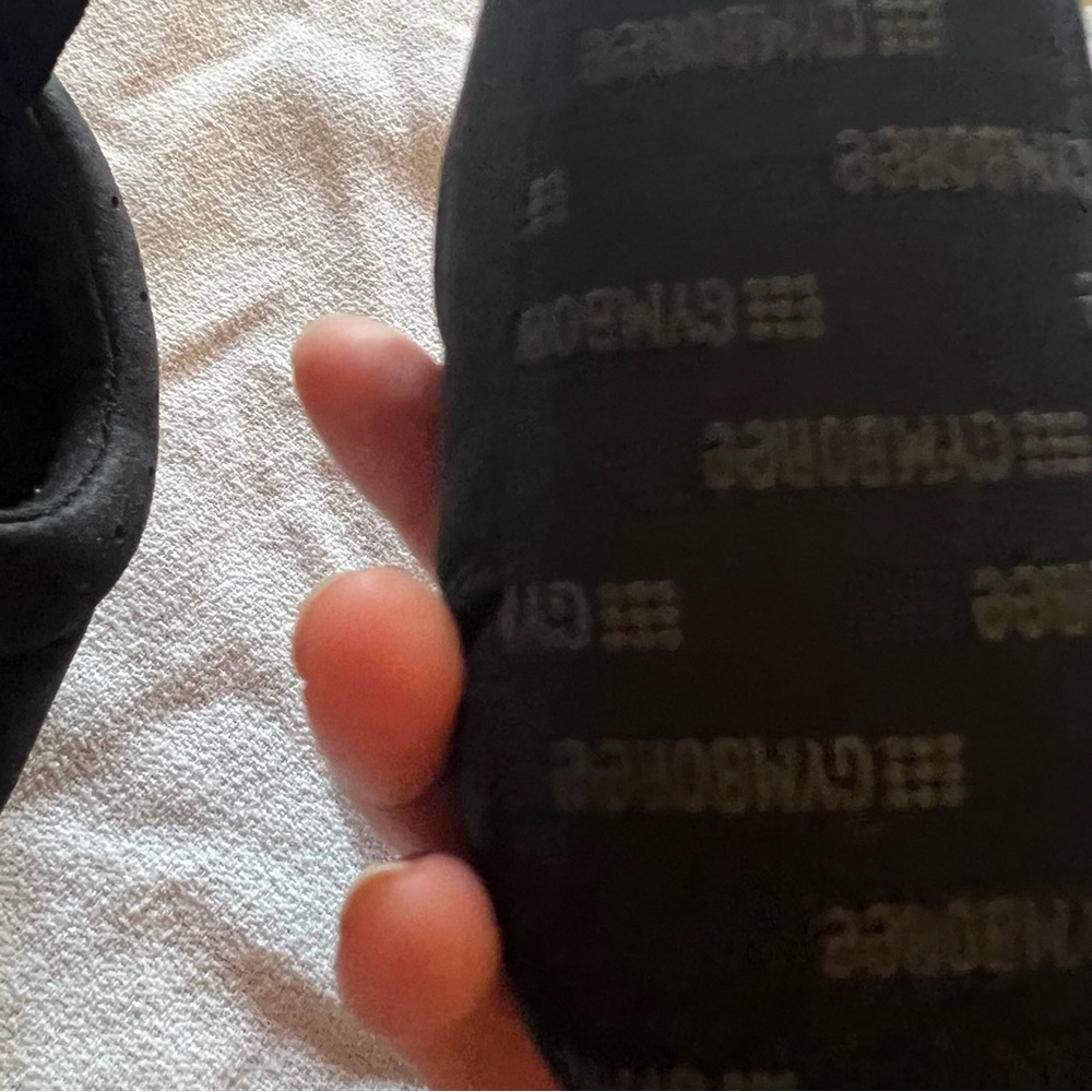 Bundle boys shoes and sandals size 4 - Picture 3 of 11